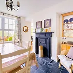 Hillcrest At Roger Ground